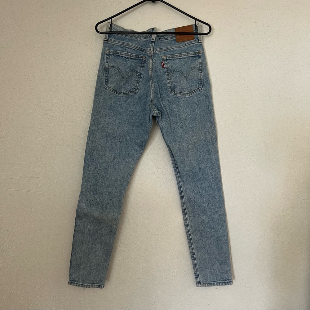 Levi’s from Revolve - Picture 4 of 7